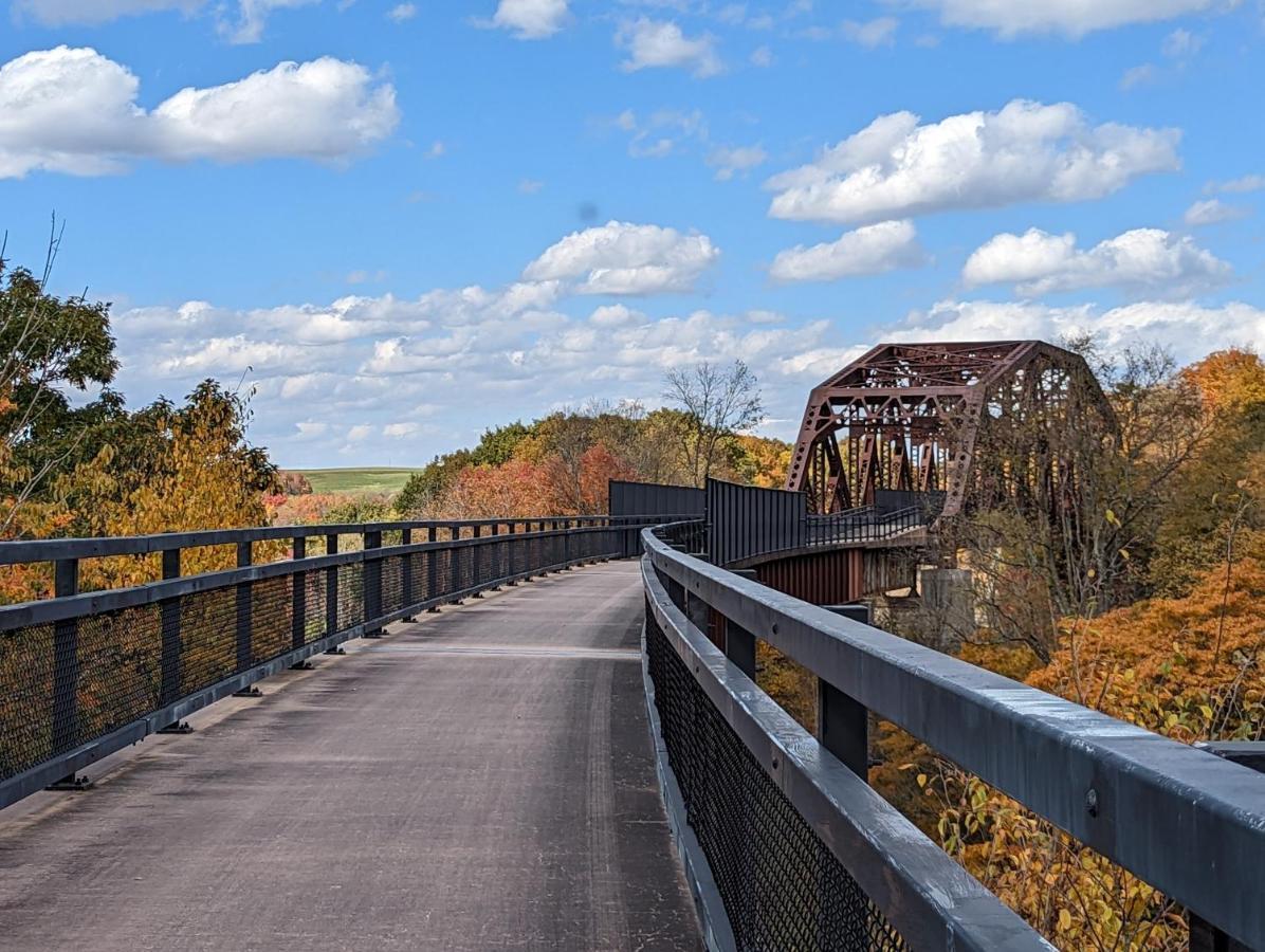Stay In Ohiopyle In The Middle Of Town By The Gap Trail Exteriör bild