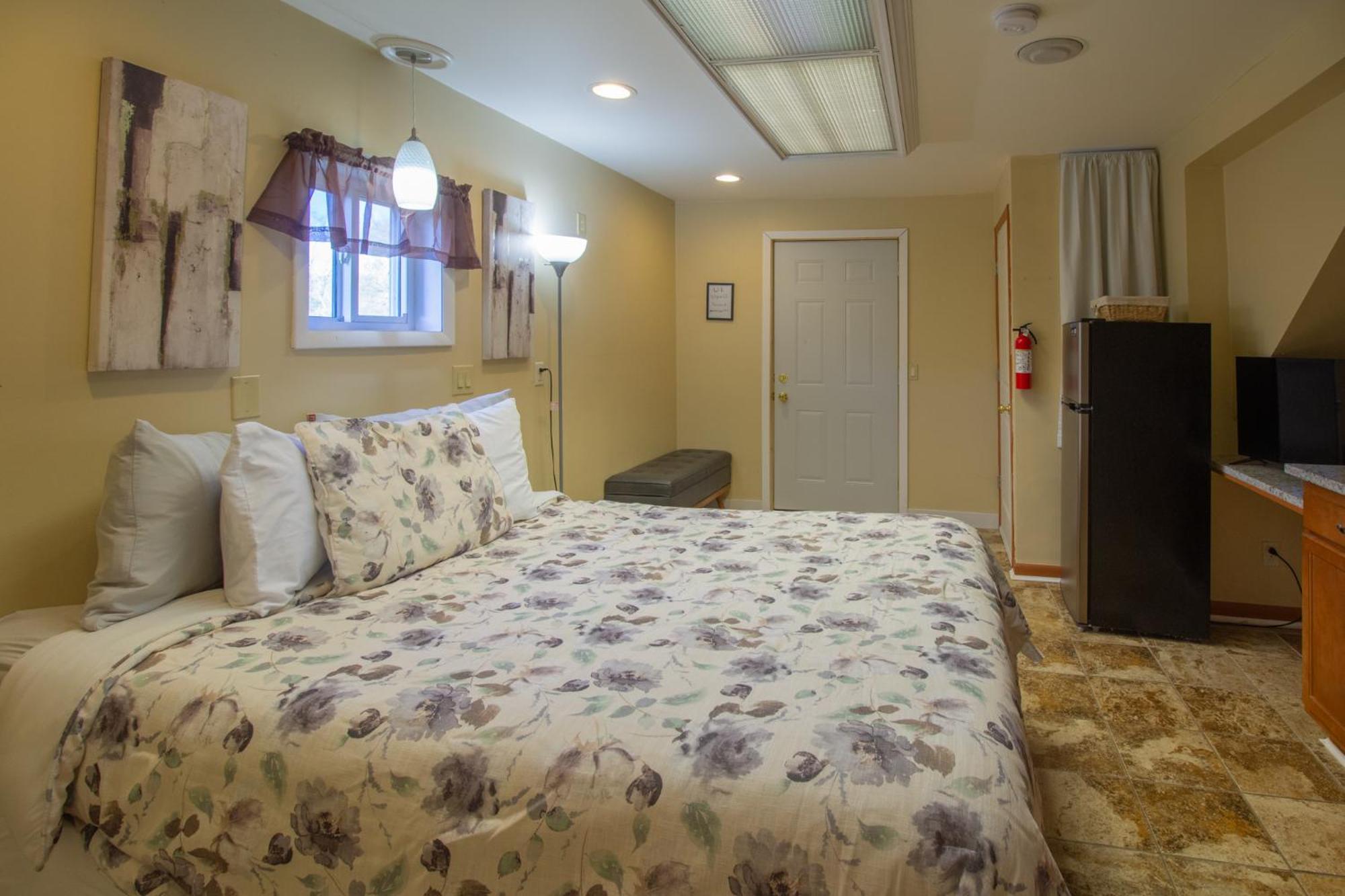 Stay In Ohiopyle In The Middle Of Town By The Gap Trail Exteriör bild